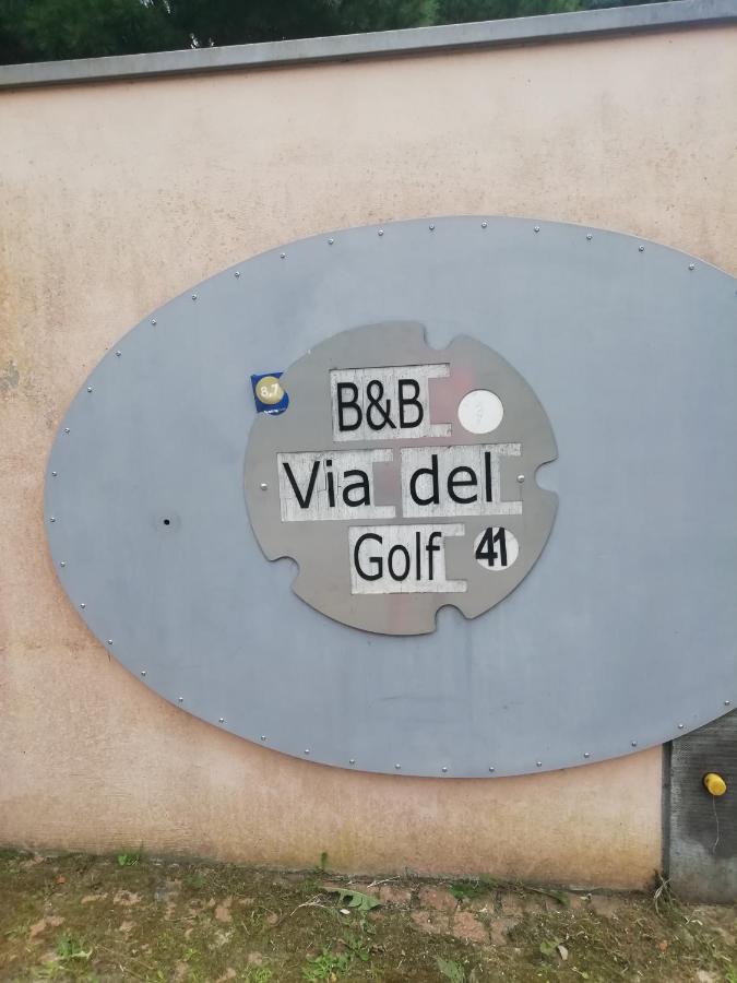 Bed & Breakfast Viadelgolf41 Carimate Exteriör bild